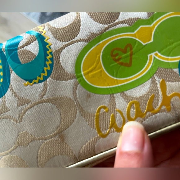 Coach Multicolor Signature Wallet - Picture 7 of 7